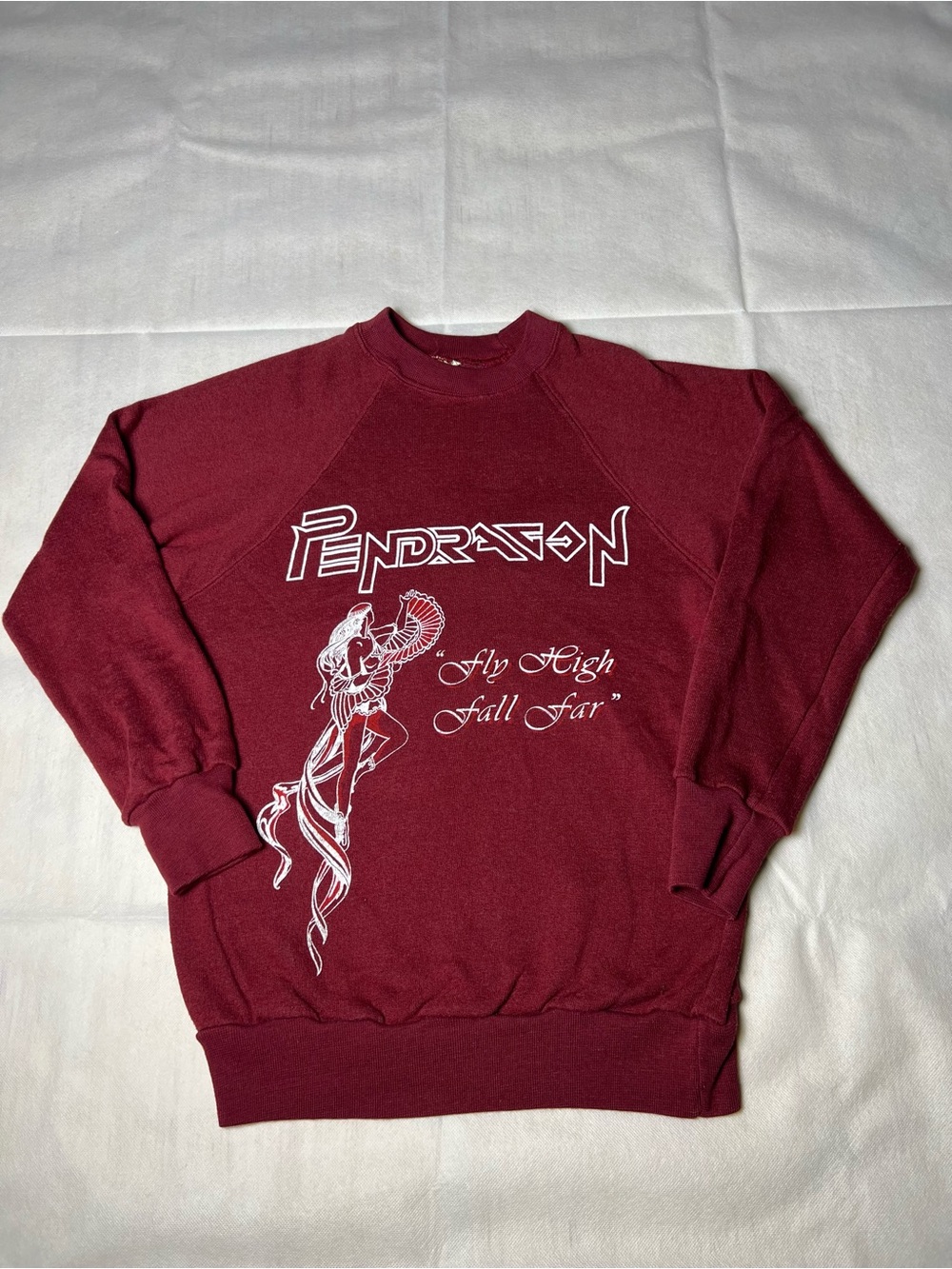 Vintage Pendragon "Fly High Fall Far" Sweatshirt graphic‎
